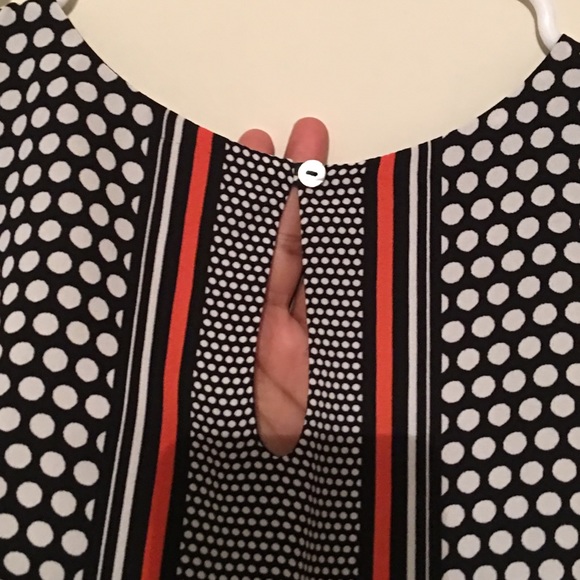 Max Studio Top - Picture 3 of 5